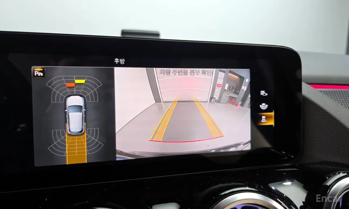 Фото 16 - Mercedes-Benz GLA-Class