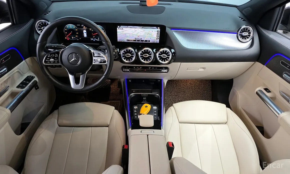 Фото 7 - Mercedes-Benz GLA-Class