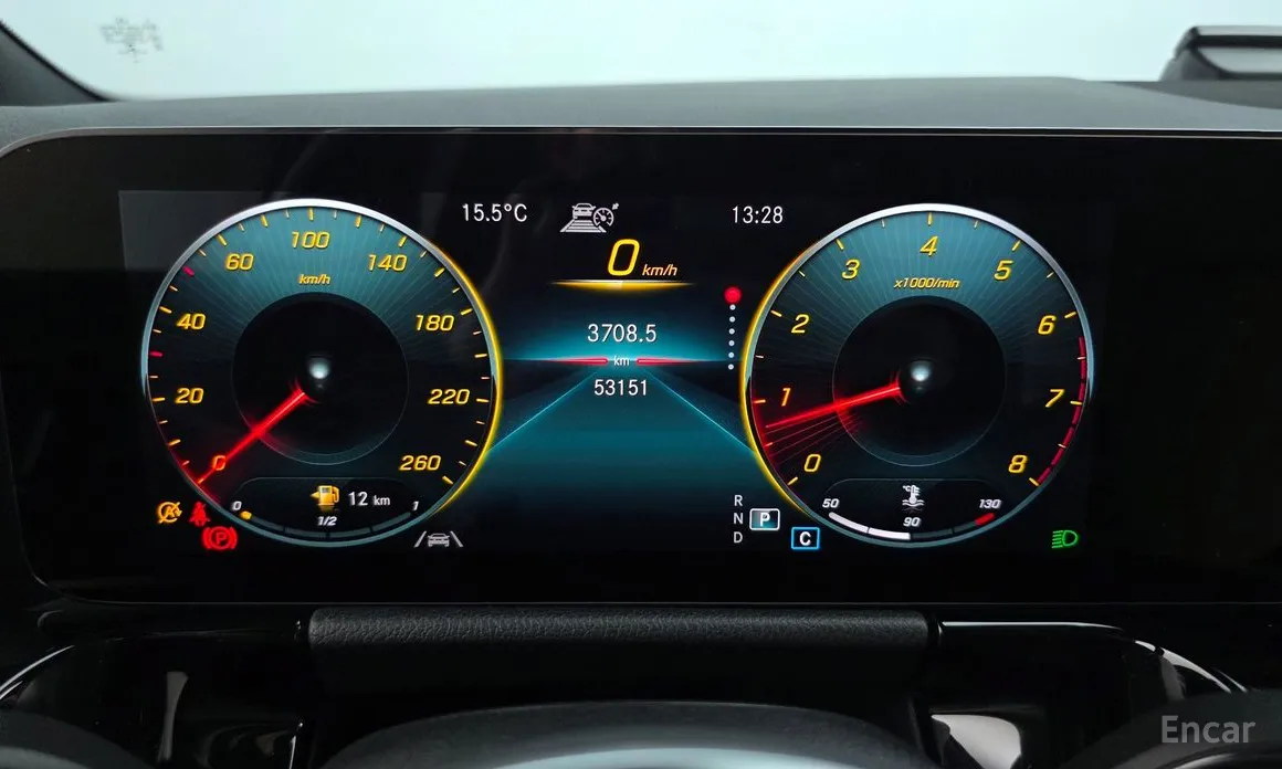 Фото 8 - Mercedes-Benz GLA-Class