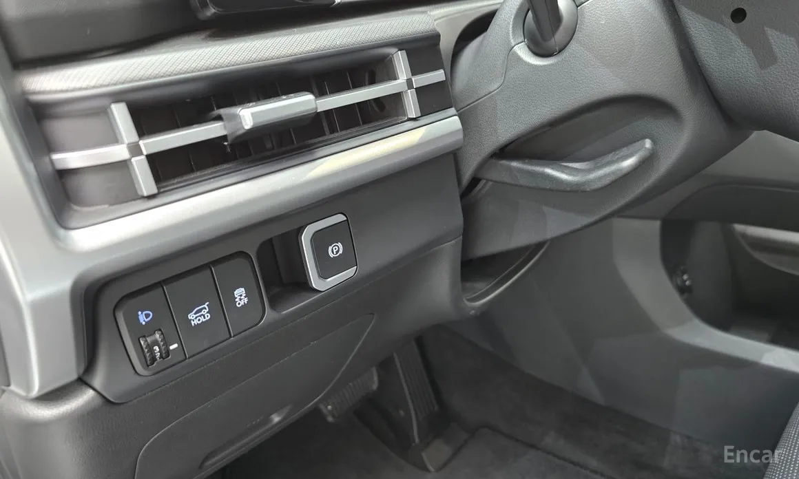 Фото 14 - Hyundai Santa Fe