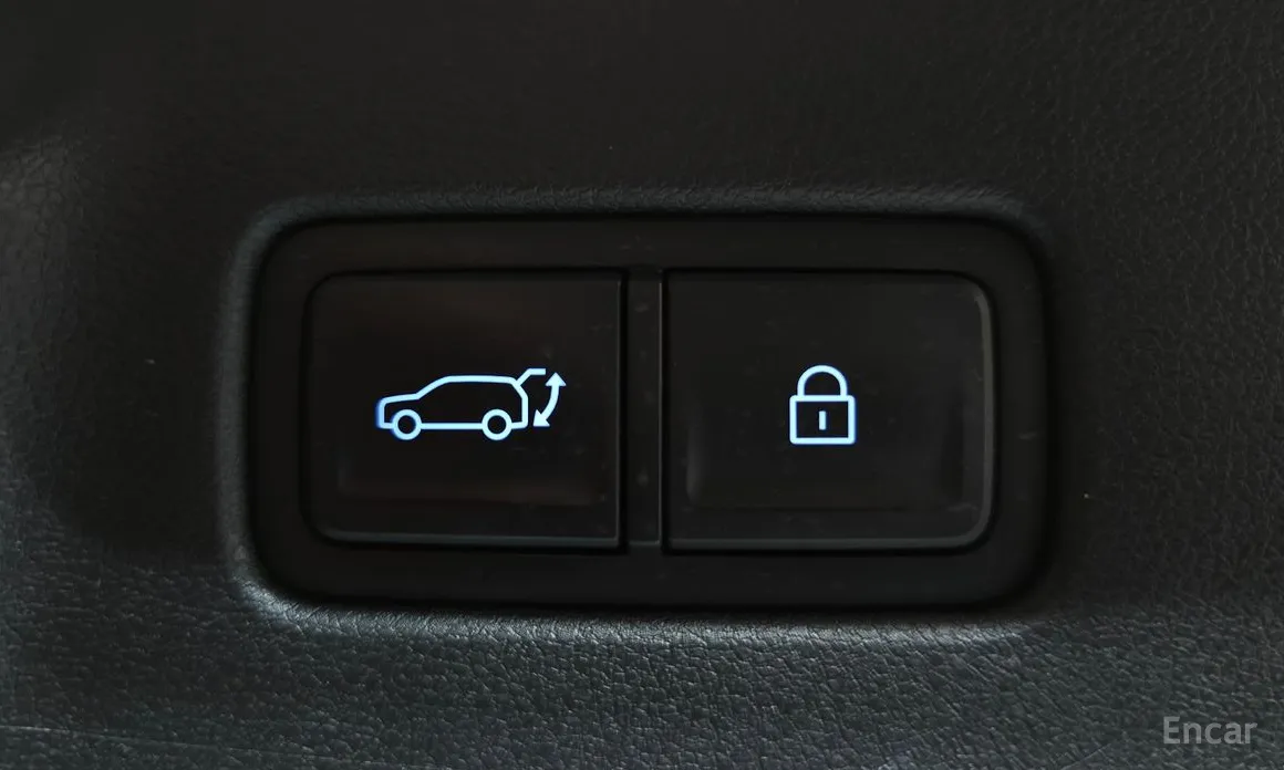 Фото 19 - Hyundai Santa Fe