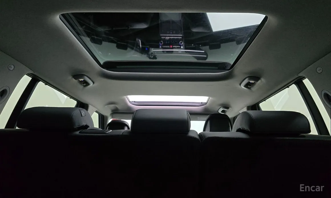 Фото 20 - Hyundai Santa Fe