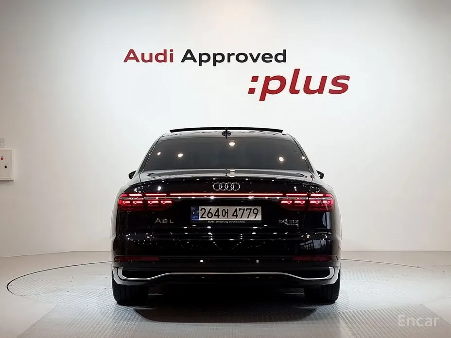 Фото 4 - Audi A8