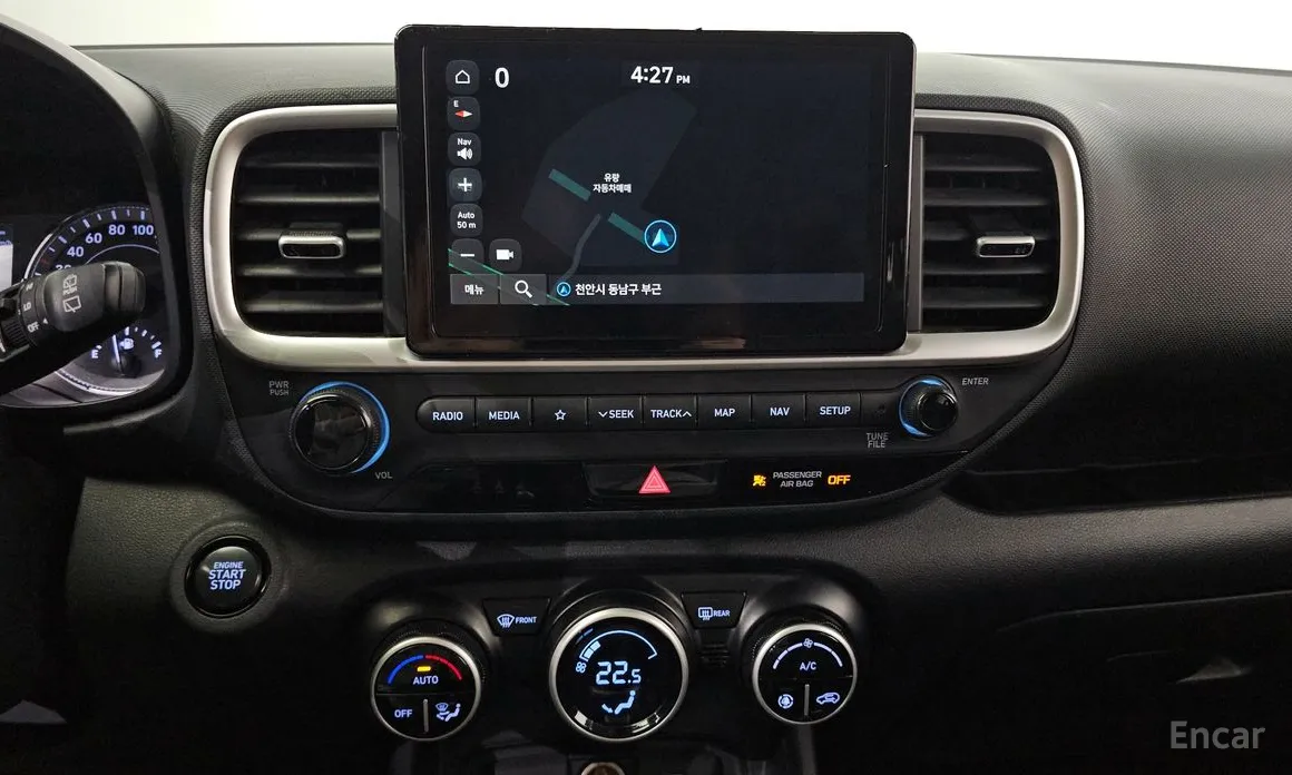 Фото 16 - Hyundai Venue