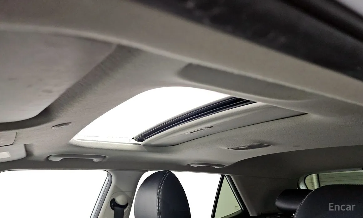 Фото 19 - Hyundai Venue