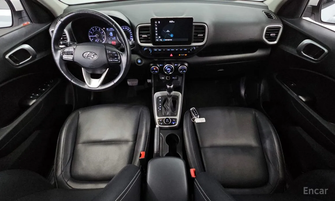 Фото 7 - Hyundai Venue