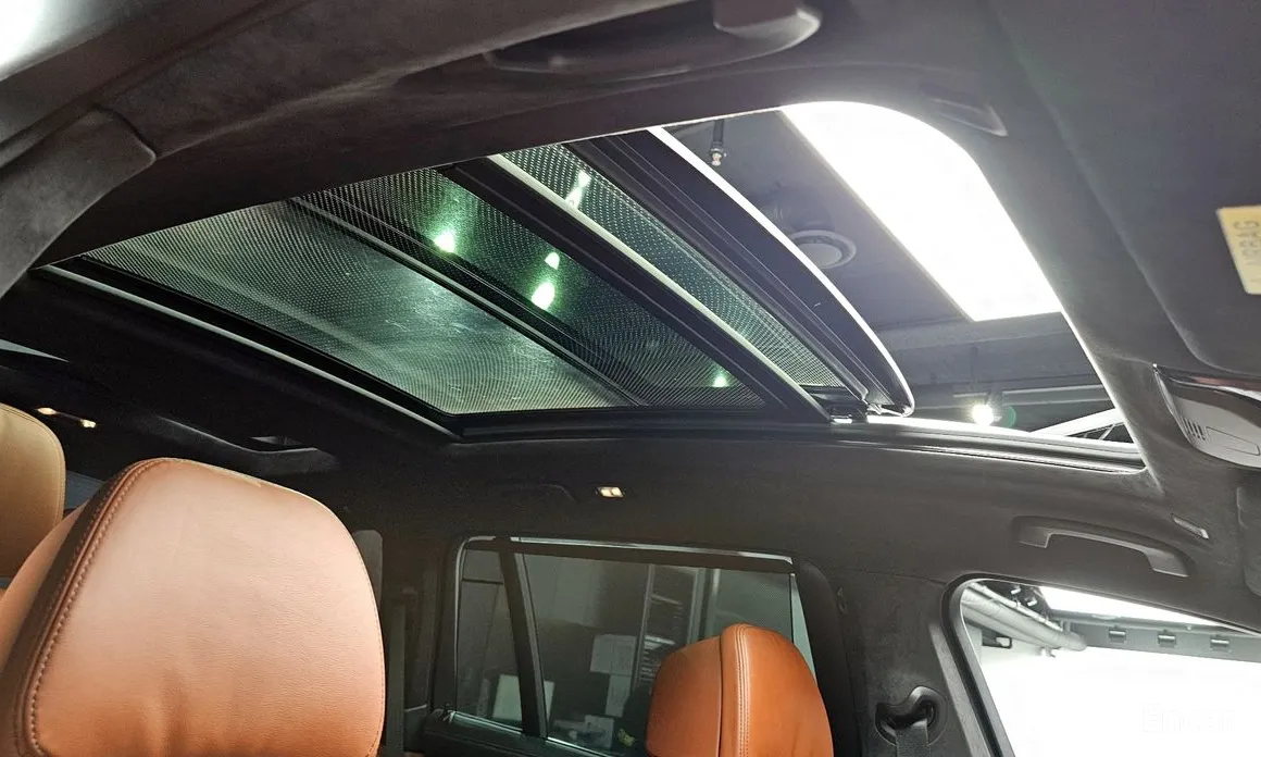 Фото 18 - BMW X7