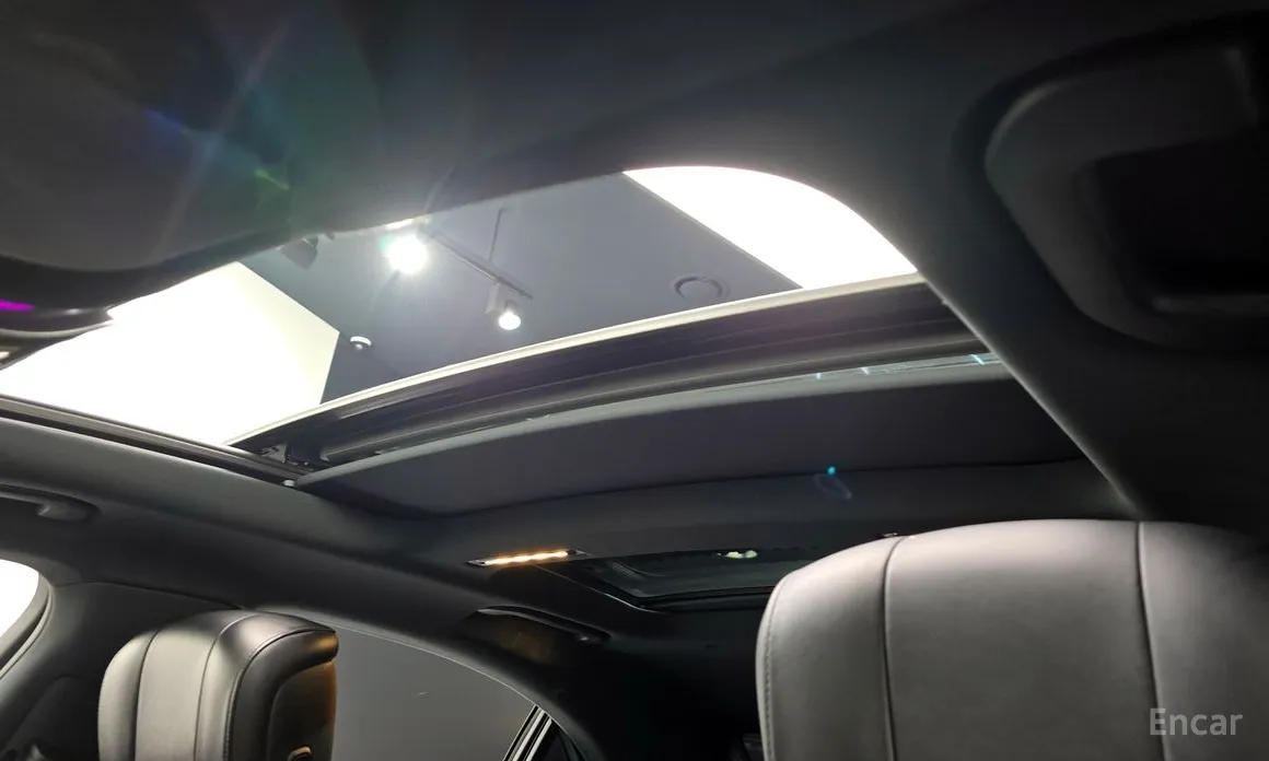 Фото 18 - Mercedes-Benz S-Class