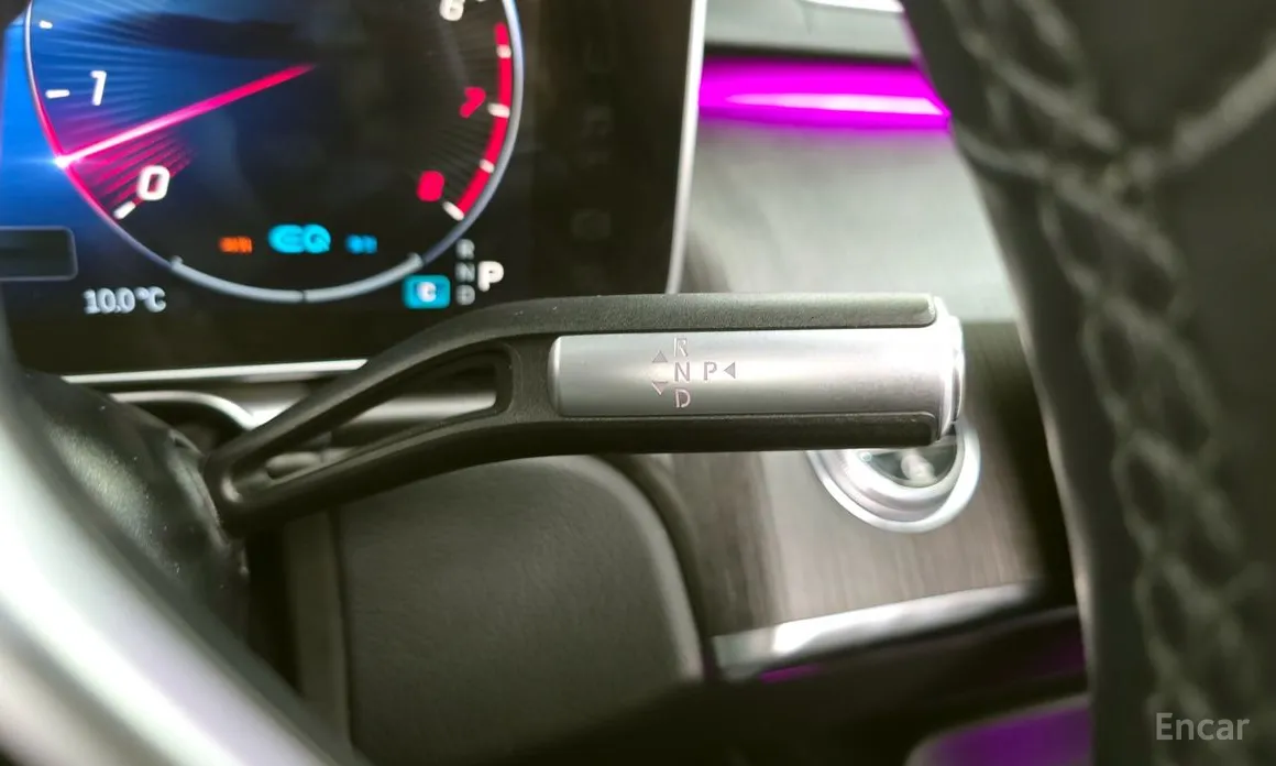 Фото 9 - Mercedes-Benz S-Class