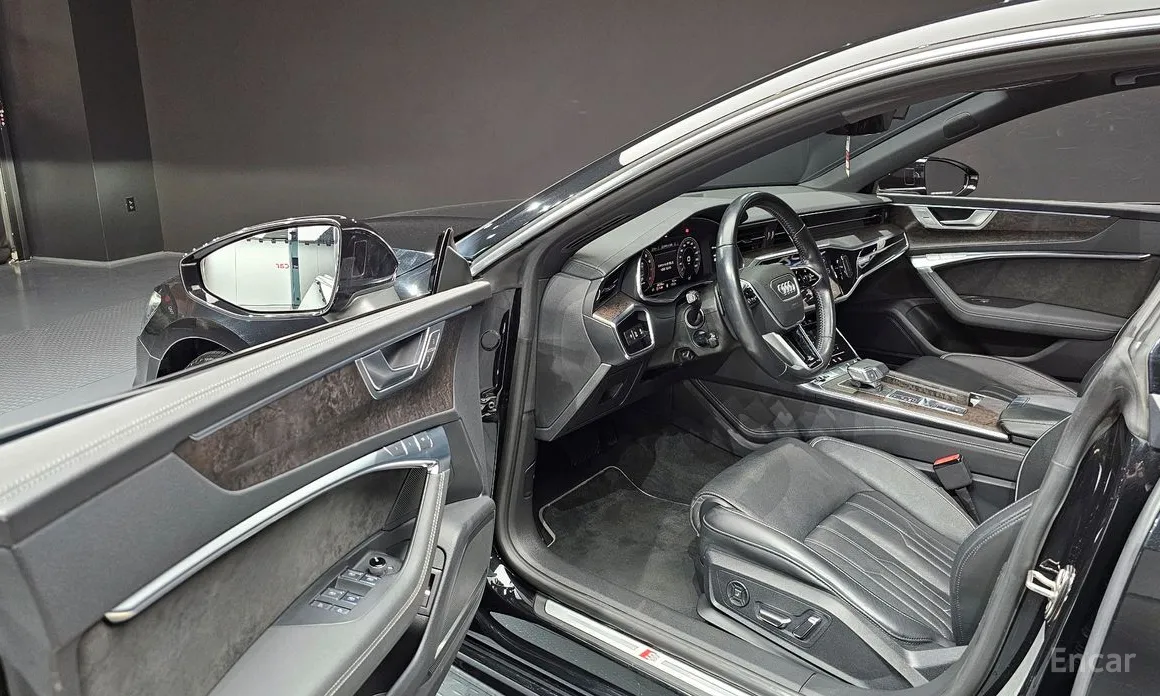 Фото 11 - Audi A7