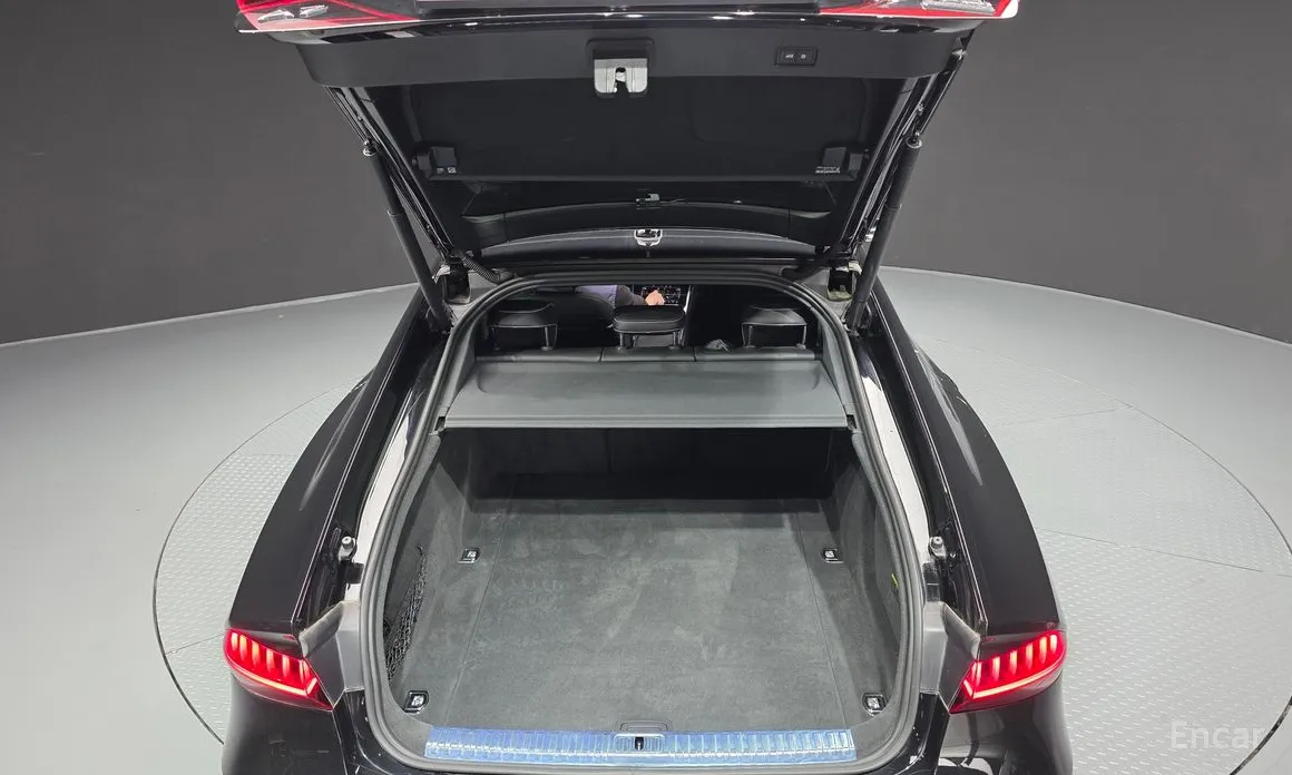 Фото 20 - Audi A7