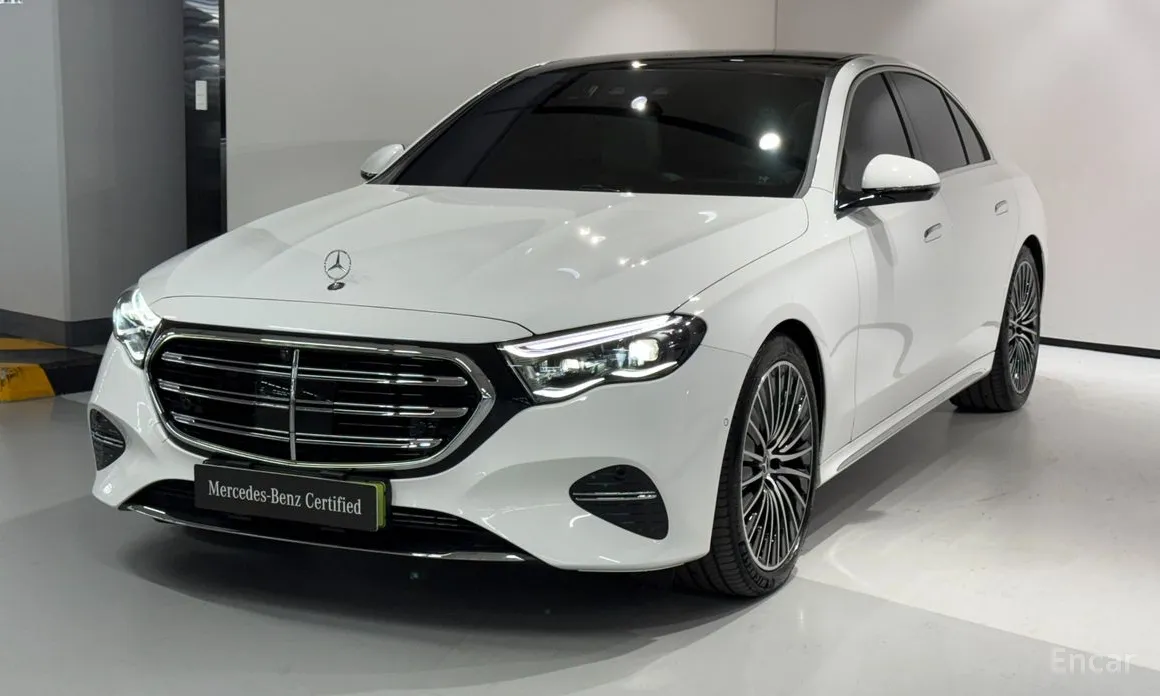 Фото 1 - Mercedes-Benz E-Class