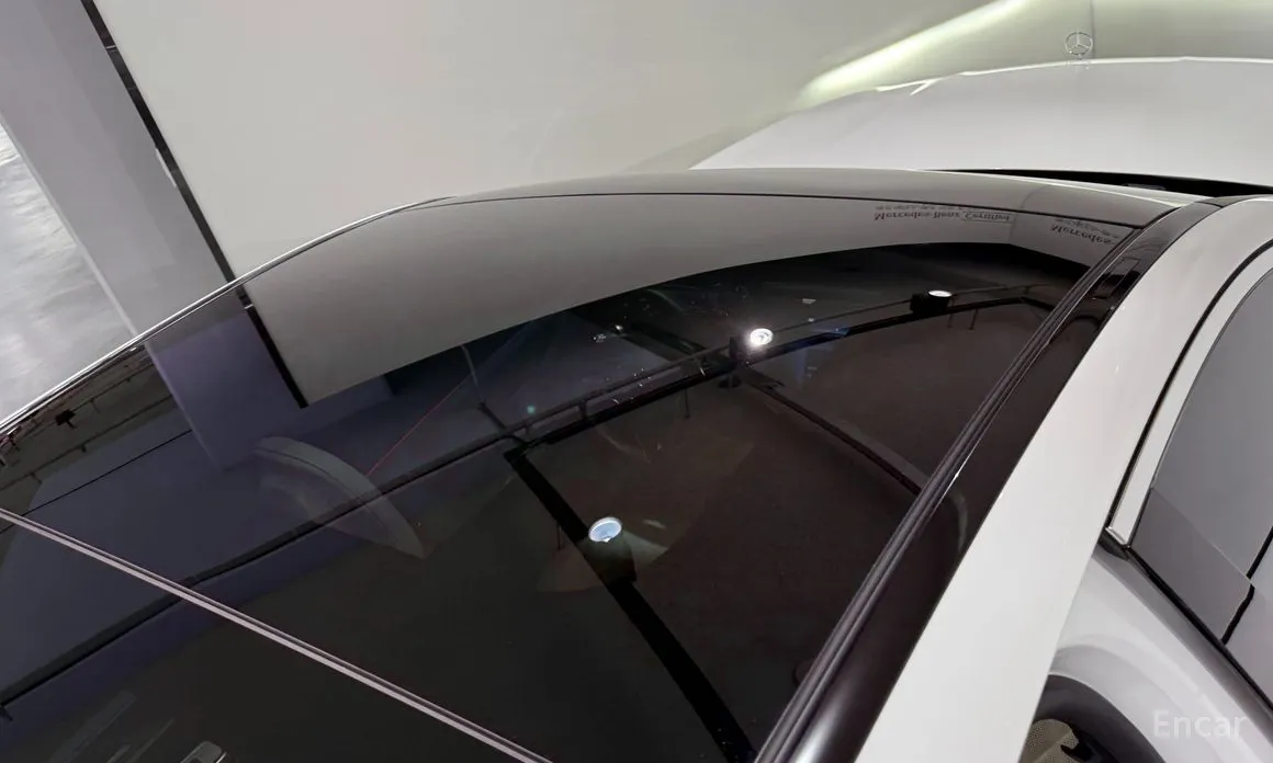 Фото 19 - Mercedes-Benz E-Class