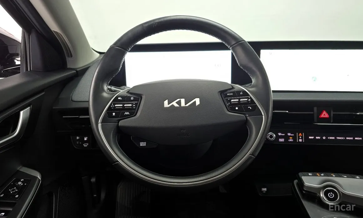 Фото 13 - Kia EV6