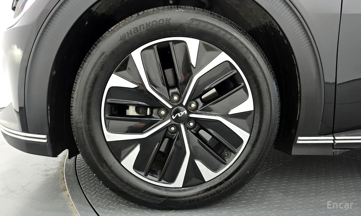 Фото 5 - Kia EV6