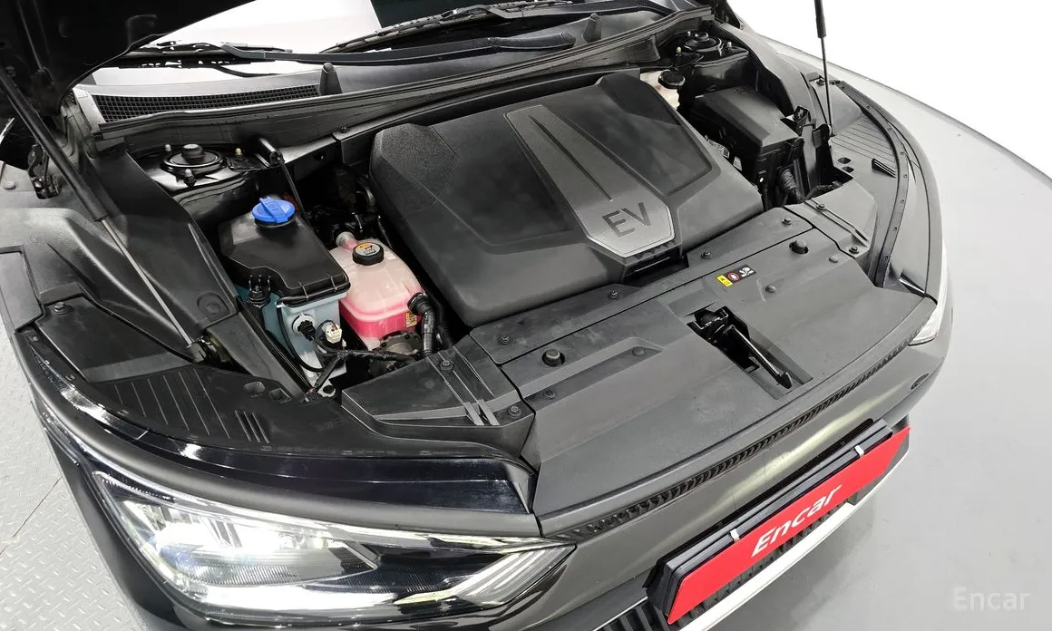 Фото 6 - Kia EV6