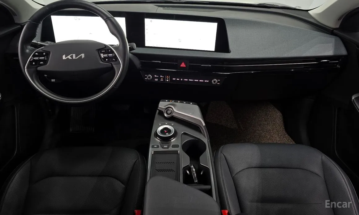 Фото 7 - Kia EV6