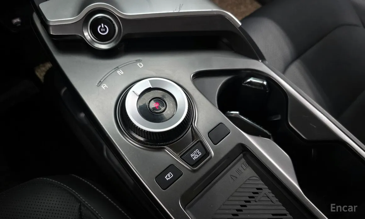 Фото 9 - Kia EV6