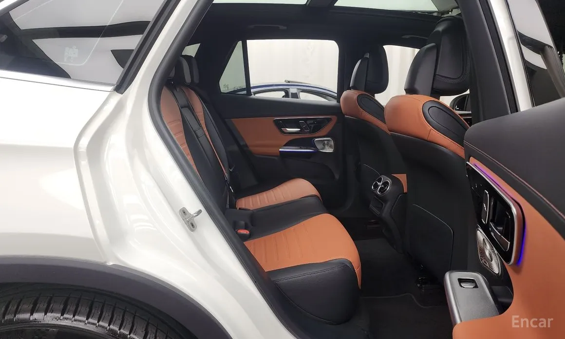 Фото 12 - Mercedes-Benz GLC-Class