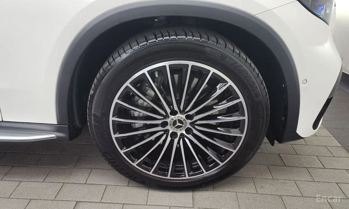 Фото 5 - Mercedes-Benz GLC-Class