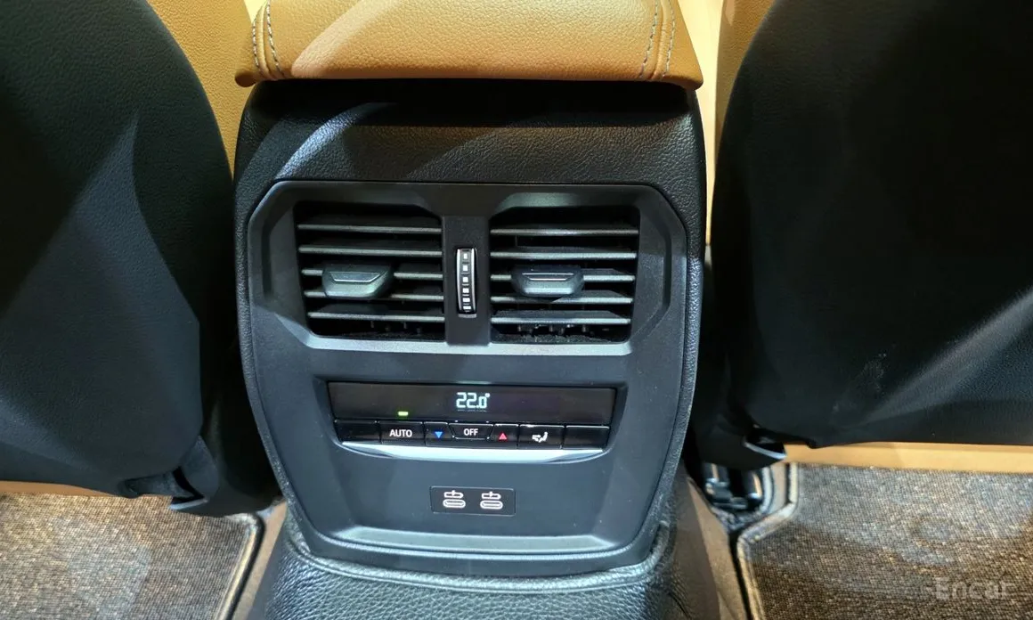 Photo 19 - BMW 3 Series