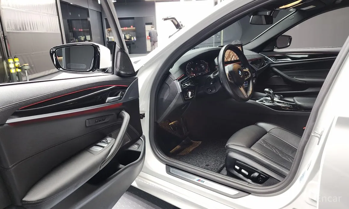 Фото 10 - BMW 5 Series