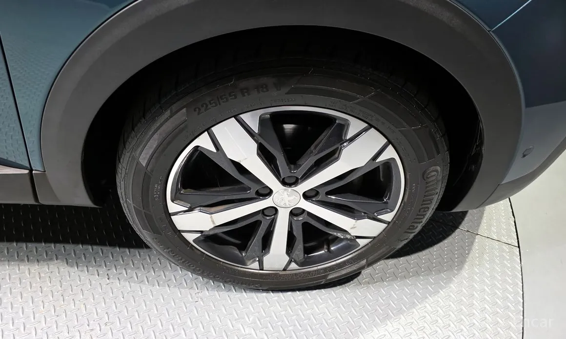 Фото 5 - Peugeot 5008