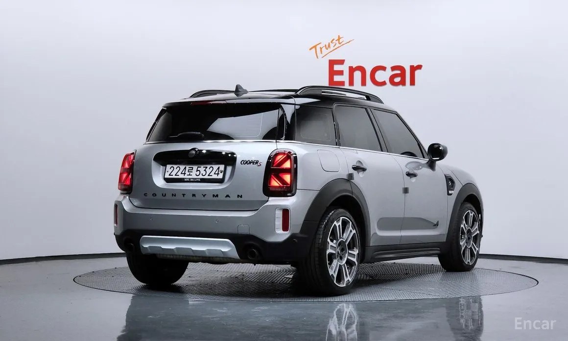 Фото 2 - Mini Countryman