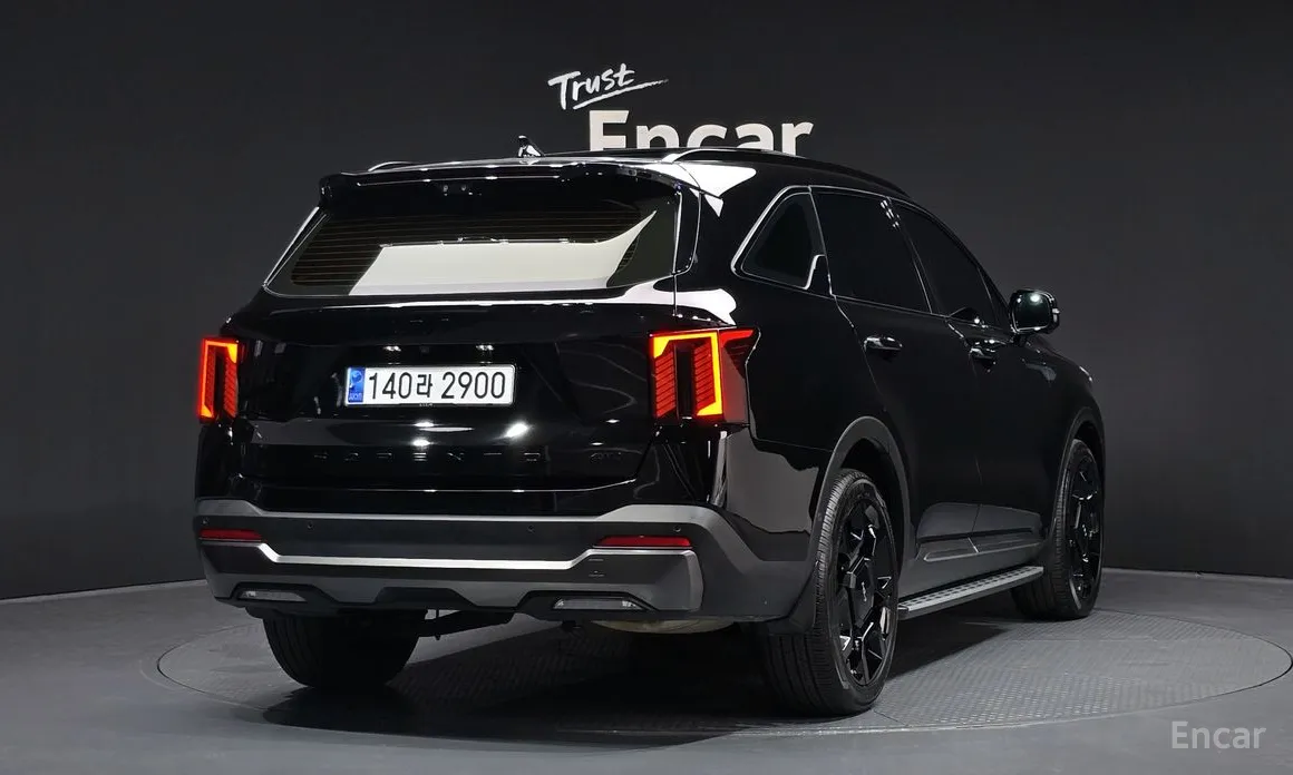 Фото 2 - Kia Sorento