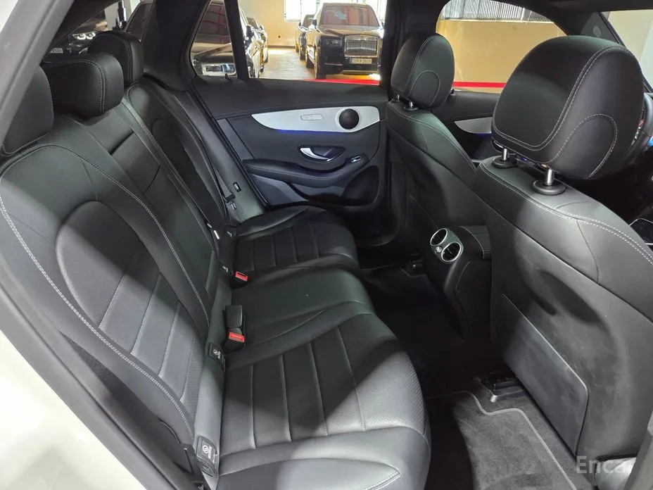 Mercedes-Benz GLC-Class 2016 GLC300e 4MATIC
