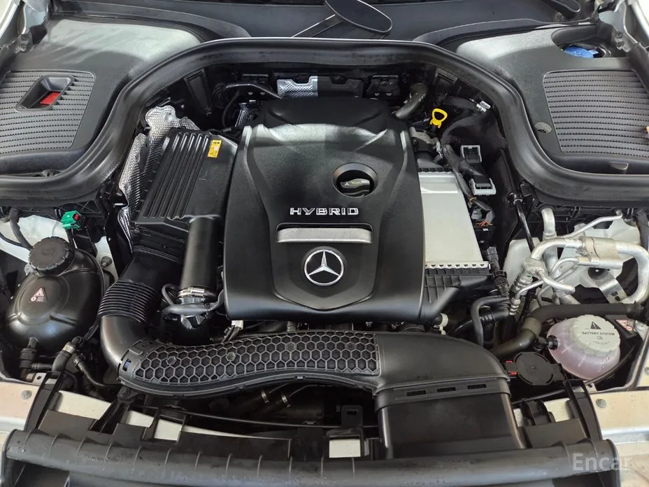 Mercedes-Benz GLC-Class 2016 GLC300e 4MATIC