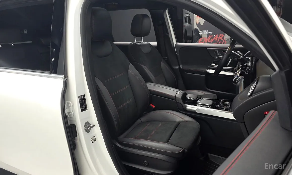 Фото 10 - Mercedes-Benz GLB-Class