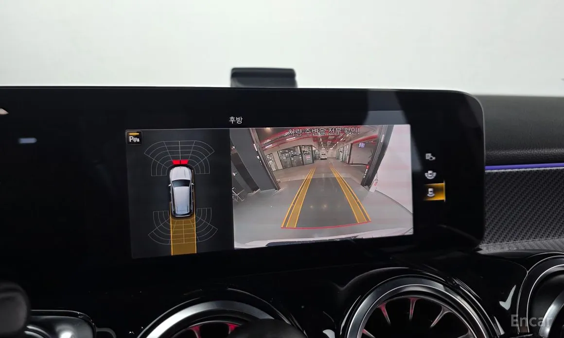 Фото 15 - Mercedes-Benz GLB-Class