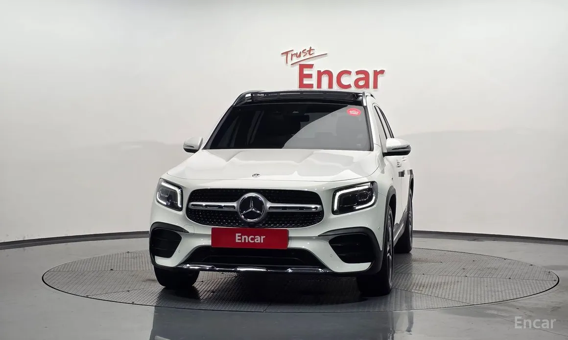 Фото 3 - Mercedes-Benz GLB-Class