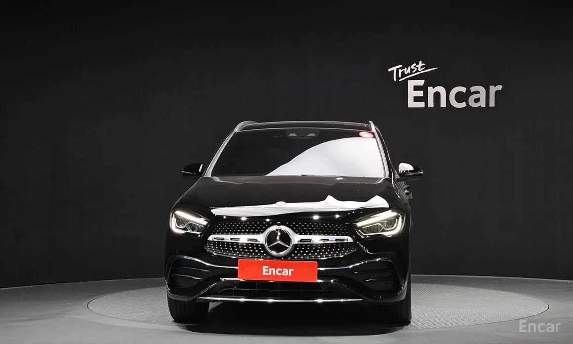 Фото 3 - Mercedes-Benz GLA-Class