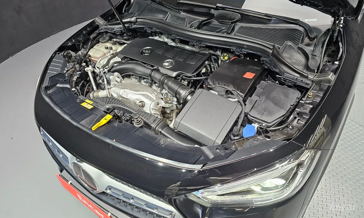 Фото 6 - Mercedes-Benz GLA-Class