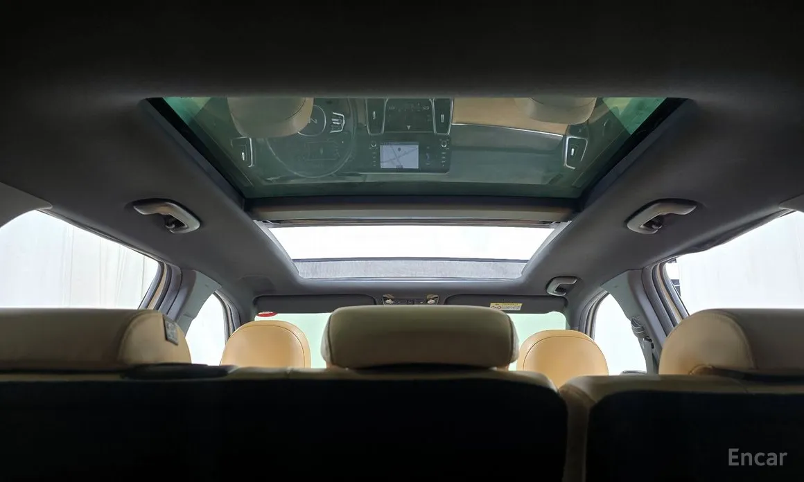 Фото 18 - Kia Sorento