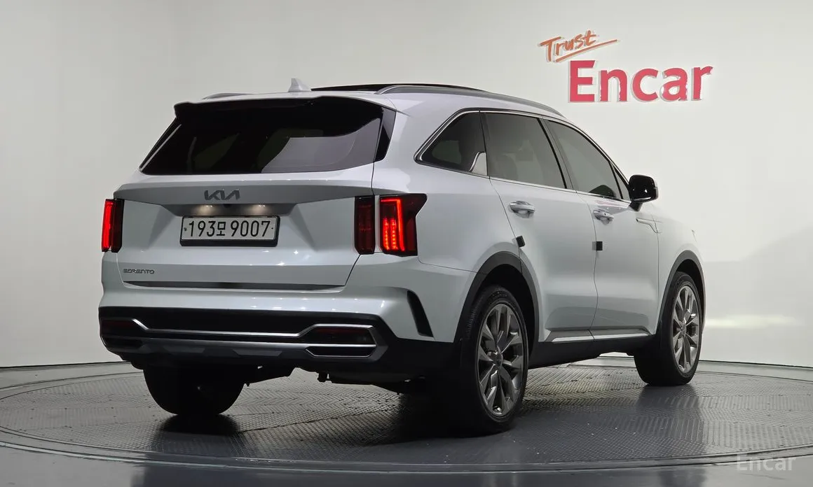 Фото 2 - Kia Sorento