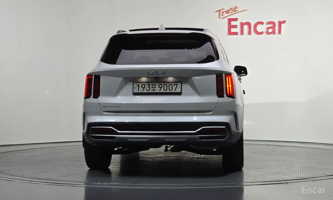 Фото 4 - Kia Sorento