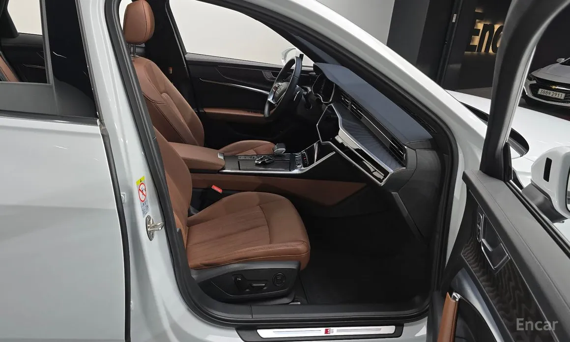 Фото 10 - Audi A6