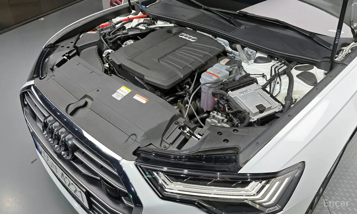 Фото 6 - Audi A6