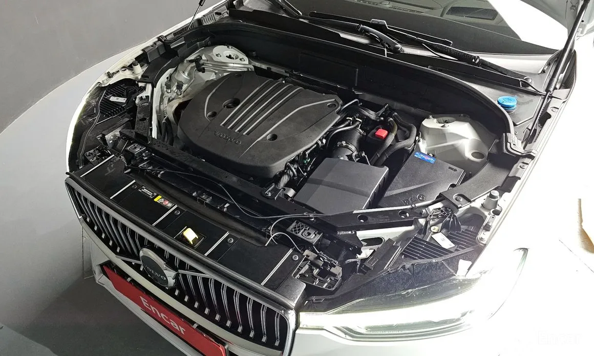 Фото 6 - Volvo XC60