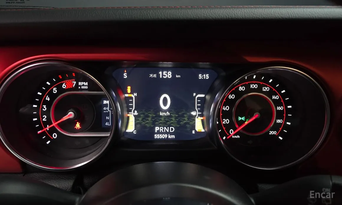 Фото 8 - Jeep Wrangler