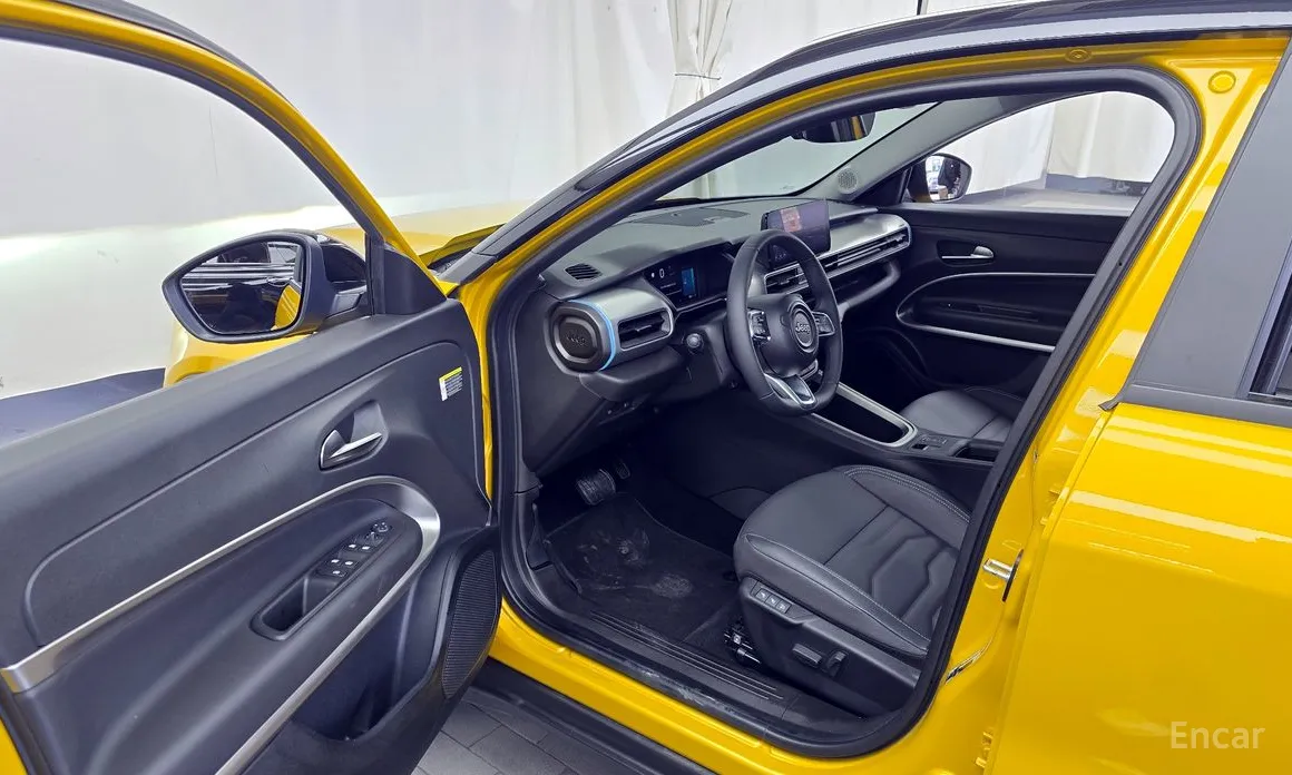 Фото 10 - Jeep Avenger