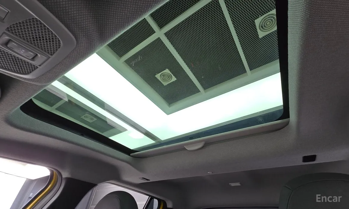 Фото 18 - Jeep Avenger