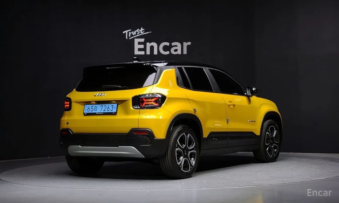 Фото 2 - Jeep Avenger