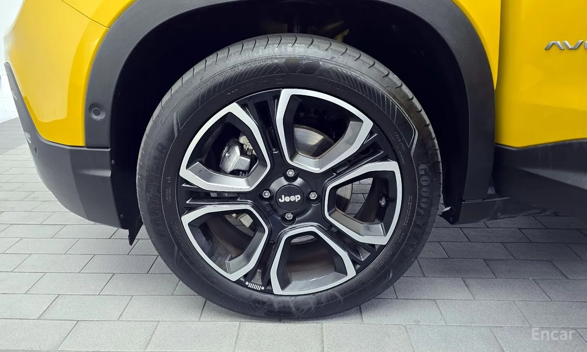 Фото 5 - Jeep Avenger