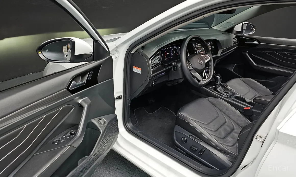 Фото 11 - Volkswagen Jetta