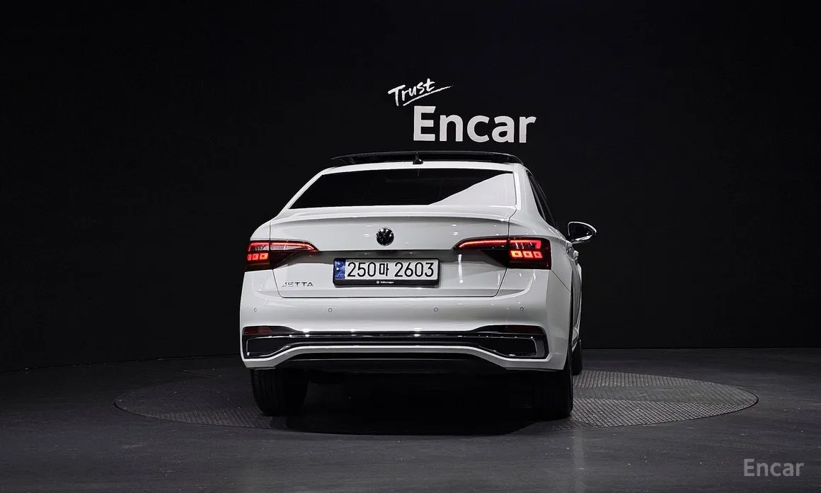 Фото 4 - Volkswagen Jetta