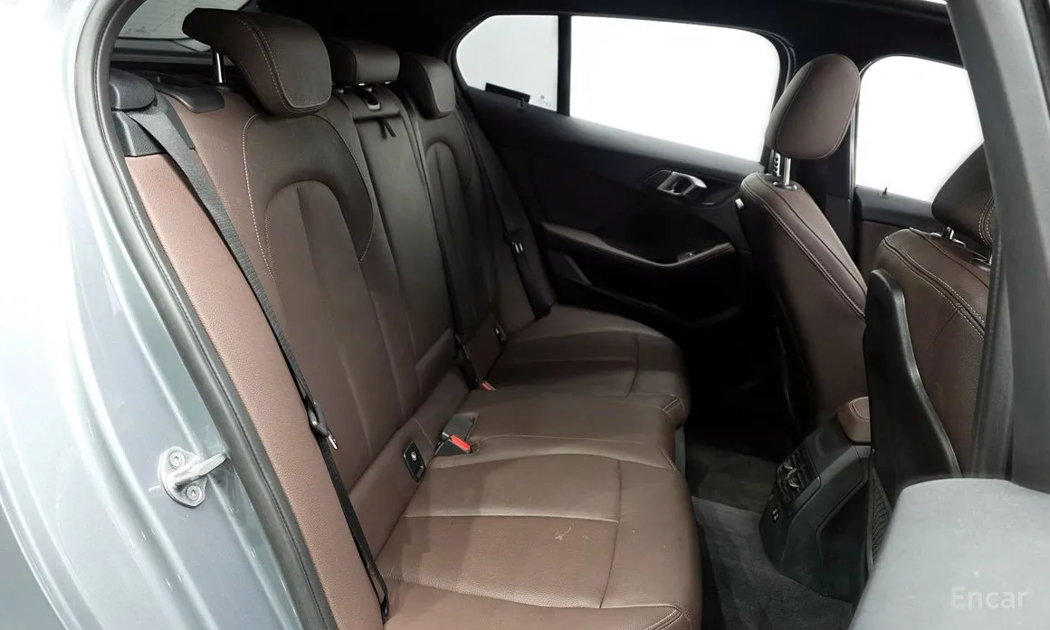 Фото 12 - BMW 1 Series